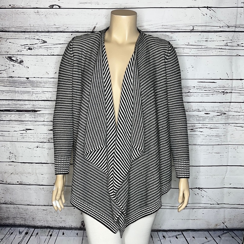Merona Size XL Black & White Drape Open Front Knitted Sweater Cardigan